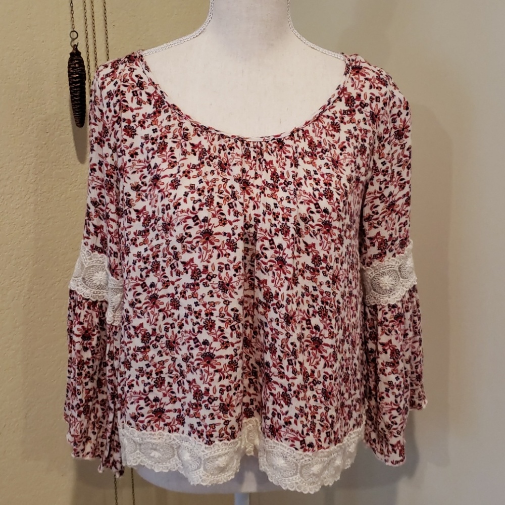 Hollister peasant  style top Sz S
